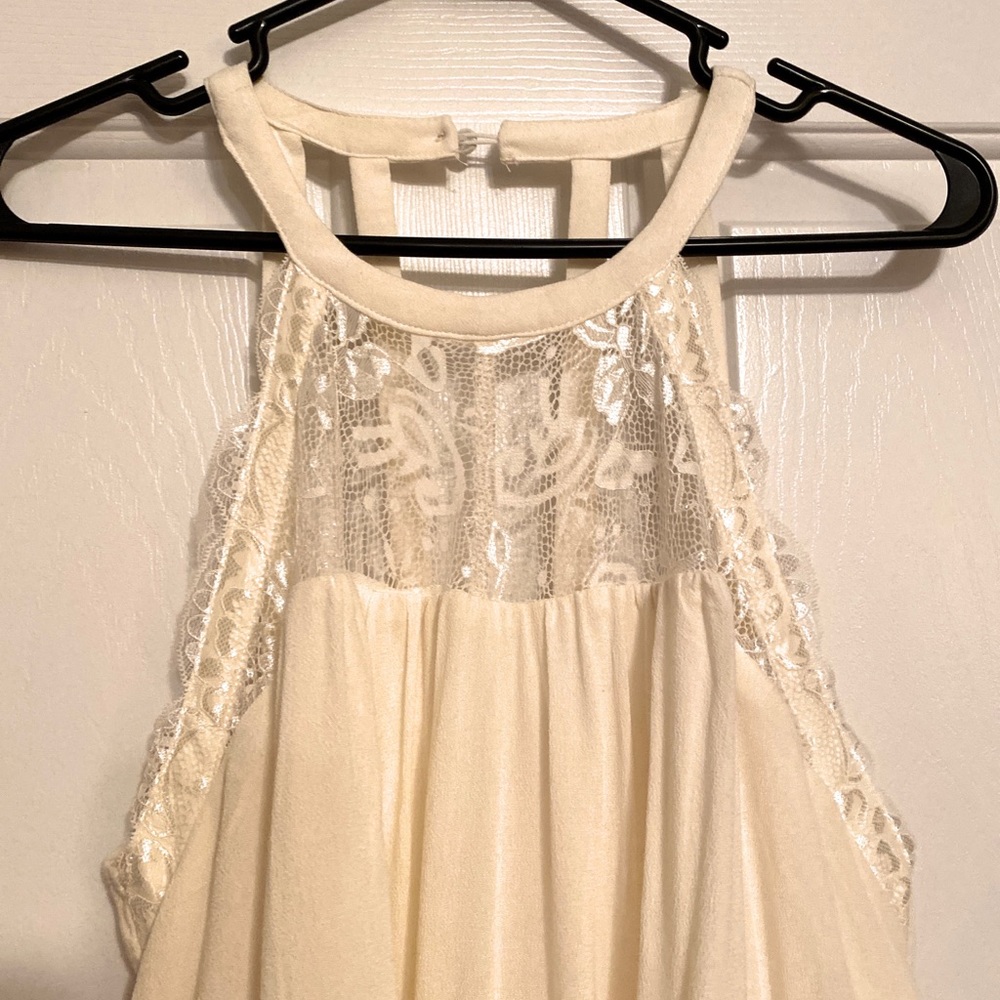 Cream flowy maxi dress with lace accent